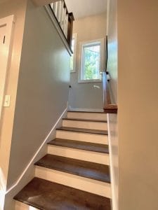 Remodeled staircase - general contractors auburn nh